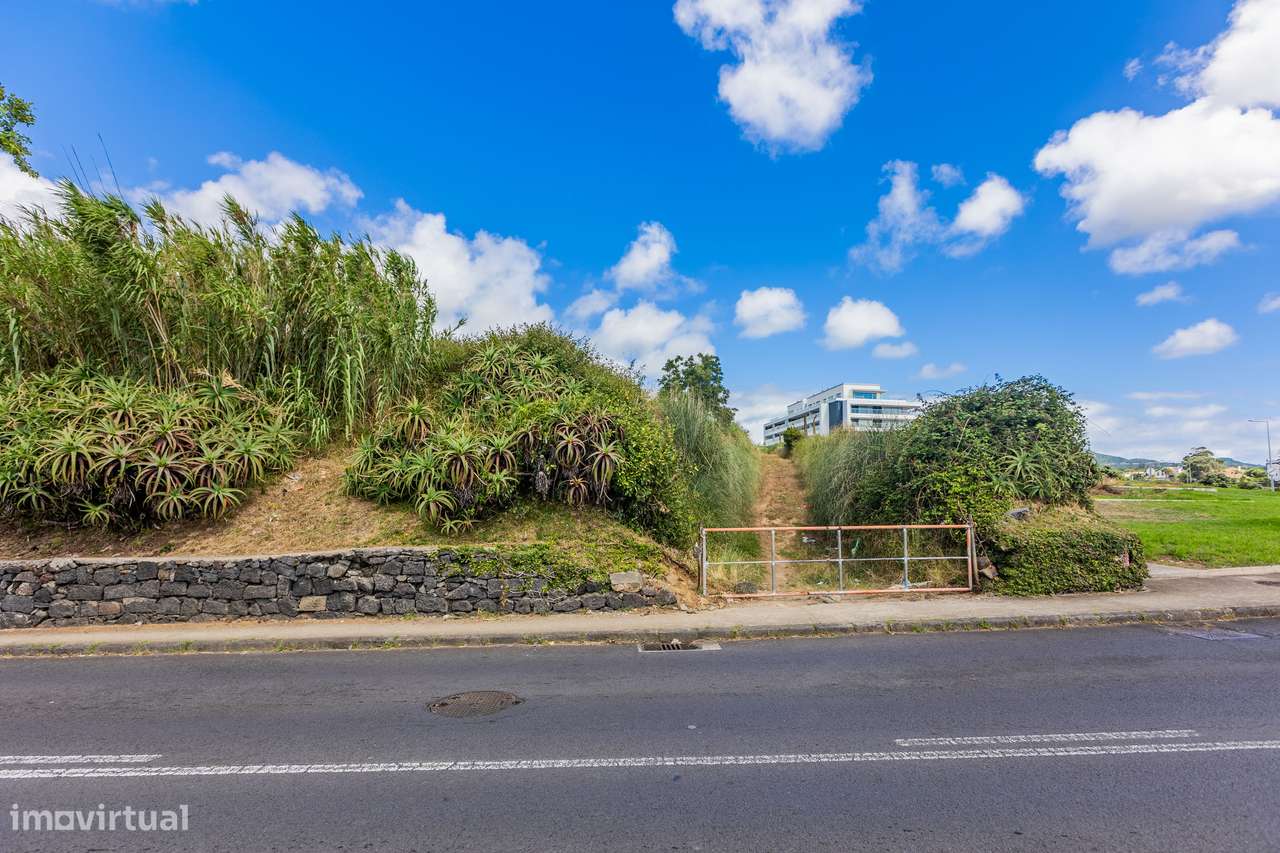 Terreno Rústico - Ponta Delgada - Grande imagem: 4/6
