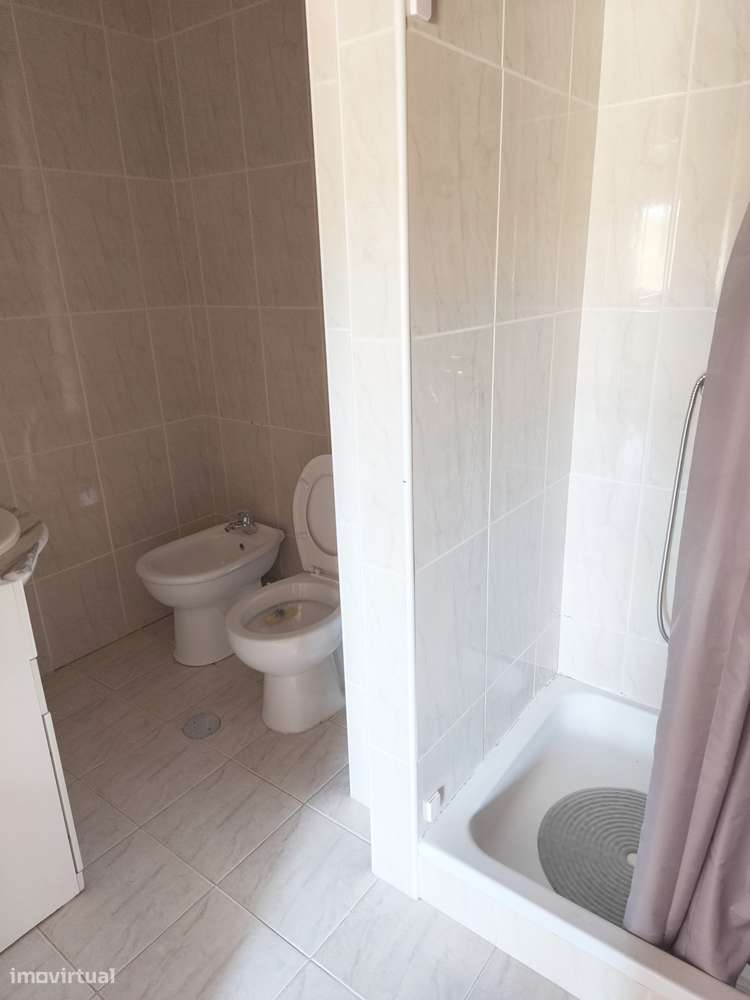 Arrendo apartamento T3 em Espargo-Santa Maria da Feira - Grande imagem: 5/8