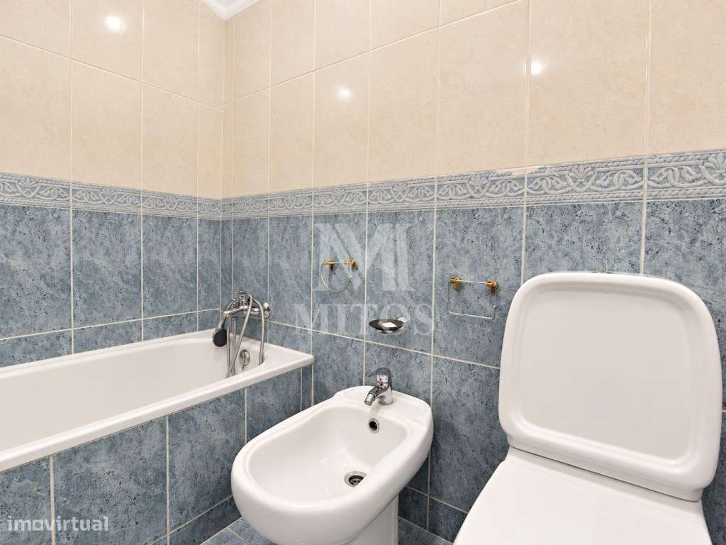 Apartamento T1+1 no Coração de Valongo com Garagem e Lareira-13