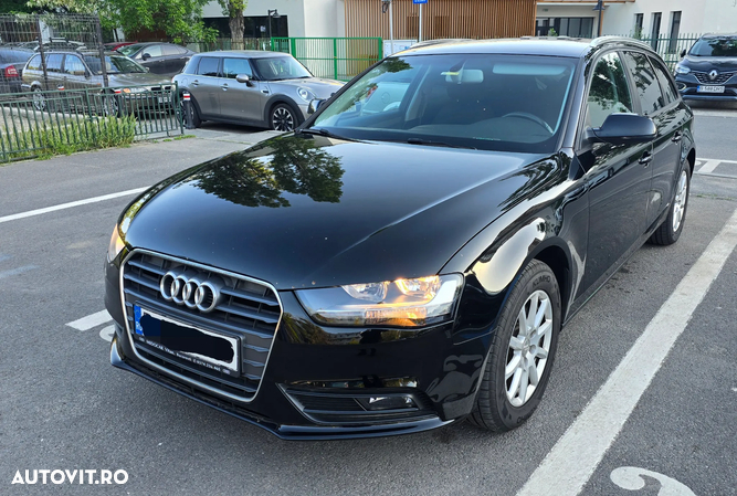 Audi A4 2.0 TDI DPF multitronic Attraction - 1