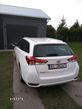 Toyota Auris 1.6 Premium - 10