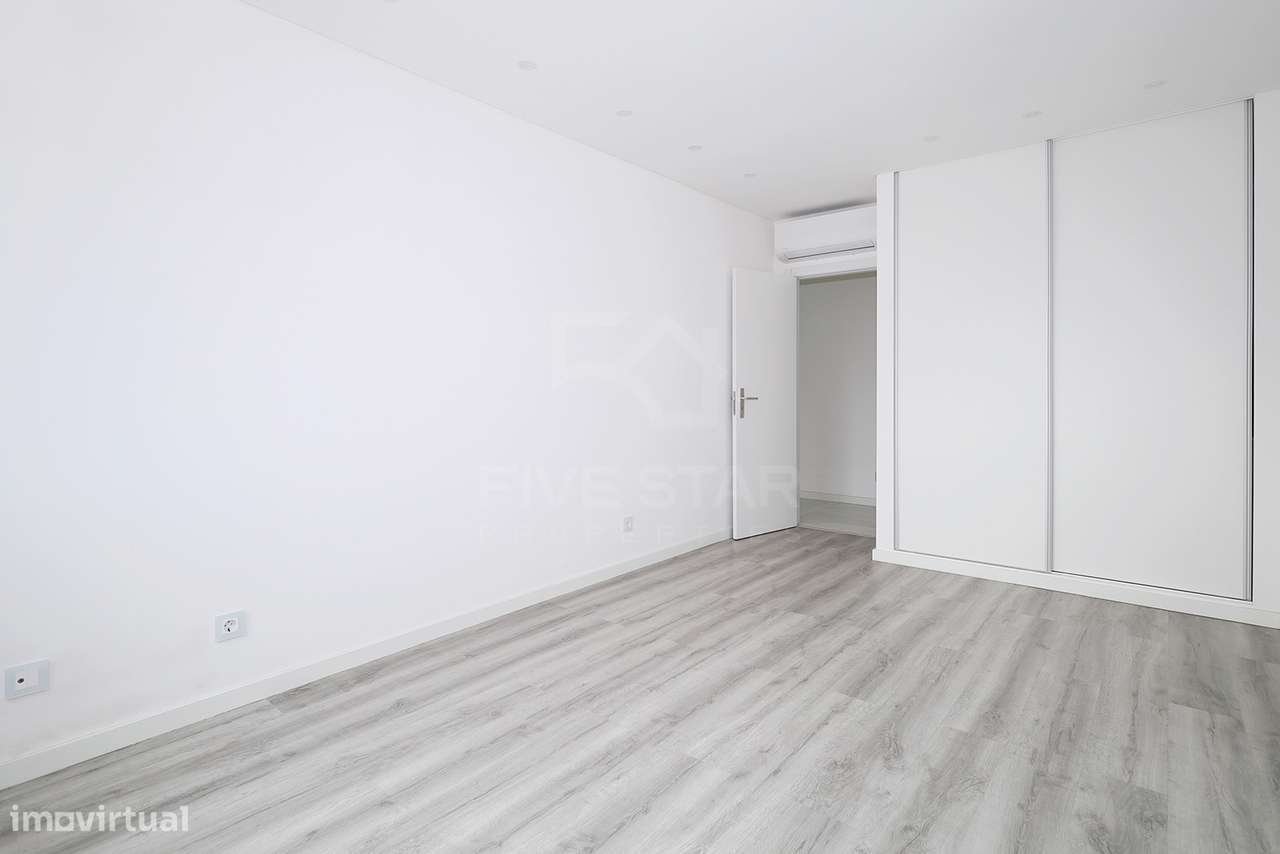 Apartamento T2 - Renovado - Pronto a Habitar - Cascais-26