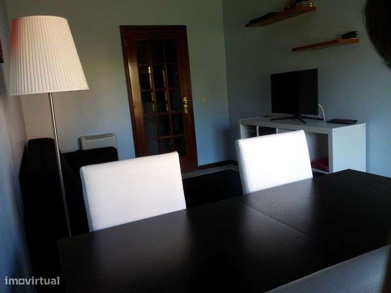 Apartemento T1 Baguim do Monte - Grande imagem: 5/6