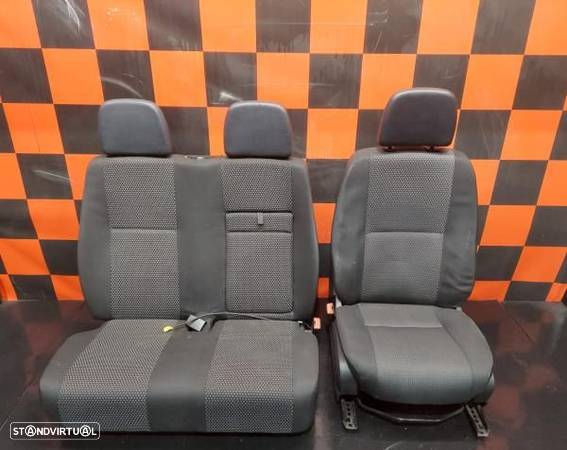 Conjunto De Bancos Mercedes-Benz Sprinter 5-T Caixa (906) - 1