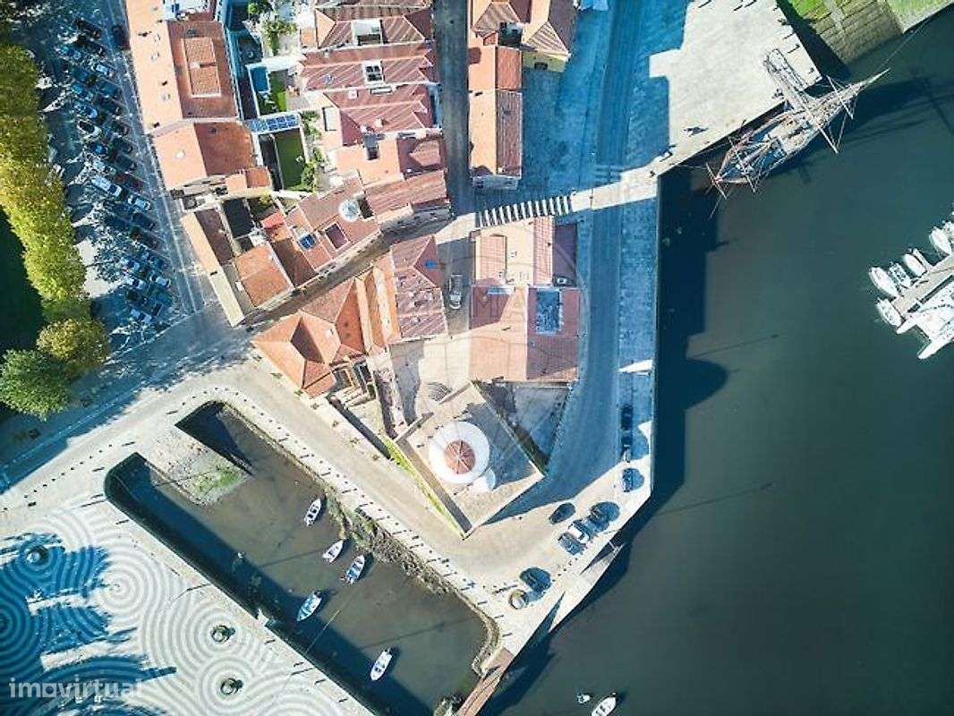 Moradia T4 para venda-22