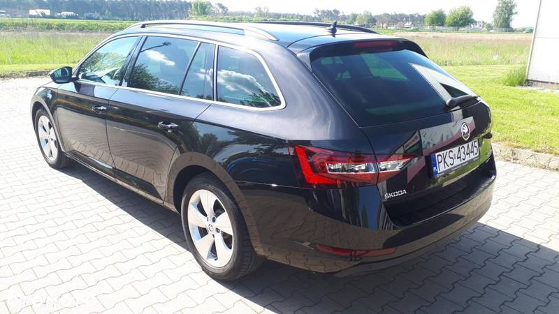 Skoda Superb 2.0 TDI 4x4 Ambition DSG - 3