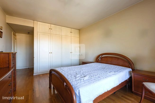 Apartamento T2 com Vistas Mar nos Pinhais da Foz-14
