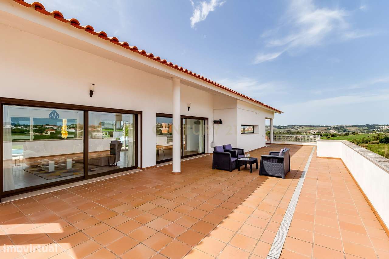 Moradia T3 com Piscina e 3 515 m² de Terreno | Entre o Campo e o Mar |-25