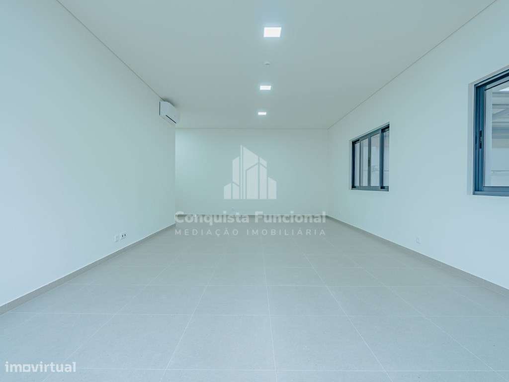 Armazém Industrial em Vila Maior - Santa Maria da Feira-6