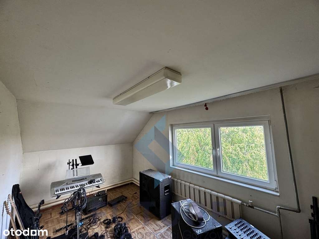 Dom wolnostojący Wojcieszyce - duże garaże-12