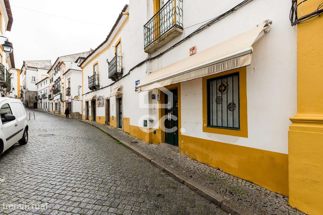 Trespasse de Negócio de Restauração c/ Moradia T3, no Centro Histórico-22