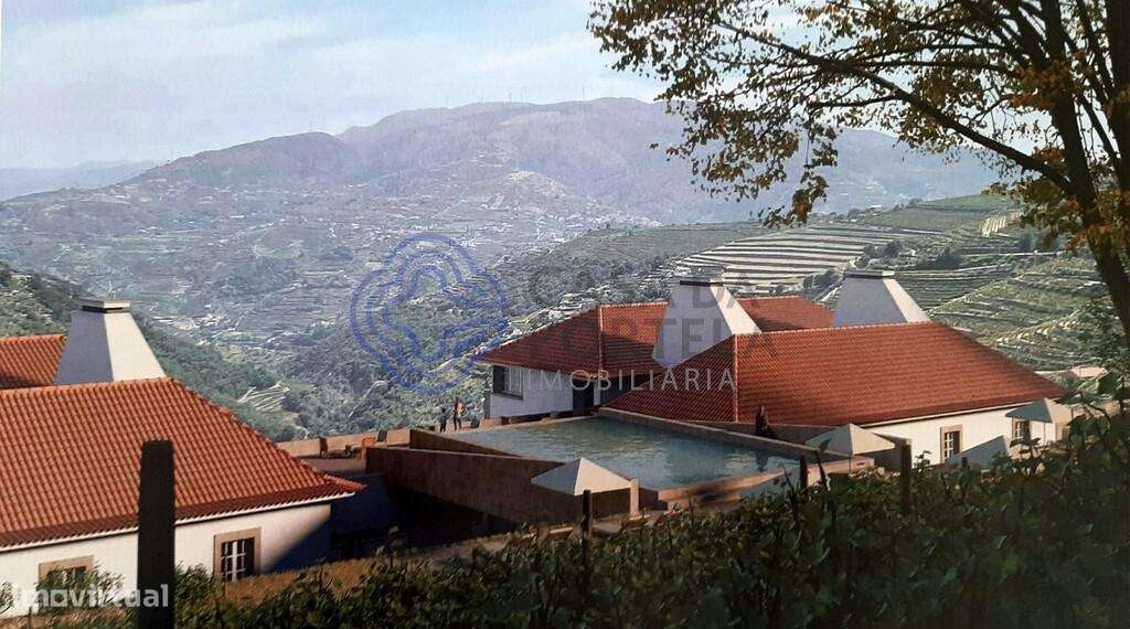 Quinta com 1413 m2 e Projecto de um Boutique Hotel, em Oliveira, Mesão - Grande imagem: 3/33