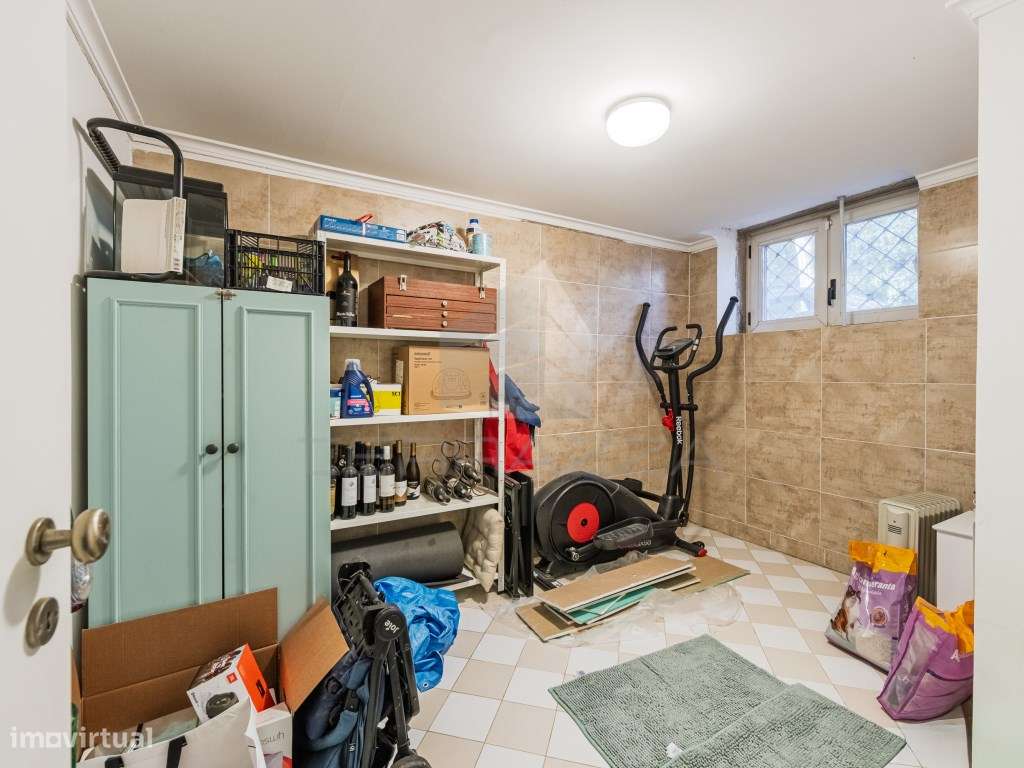 MORADIA INDEPENDENTE EM FRENTE AO JARDIM ARCA D'ÁGUA - PARANHOS - P...-27