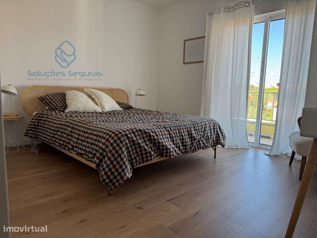 Moradia T3 com Piscina + Anexo T0 | Moita | Excelente Oportunidade!-16