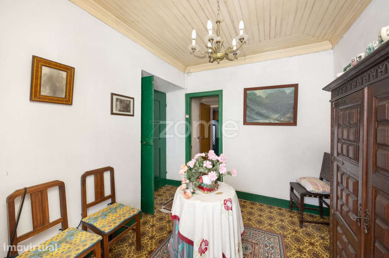 Moradia T2+2 | Garagem | Alvaiázere | Ao abrigo do Simplex-5