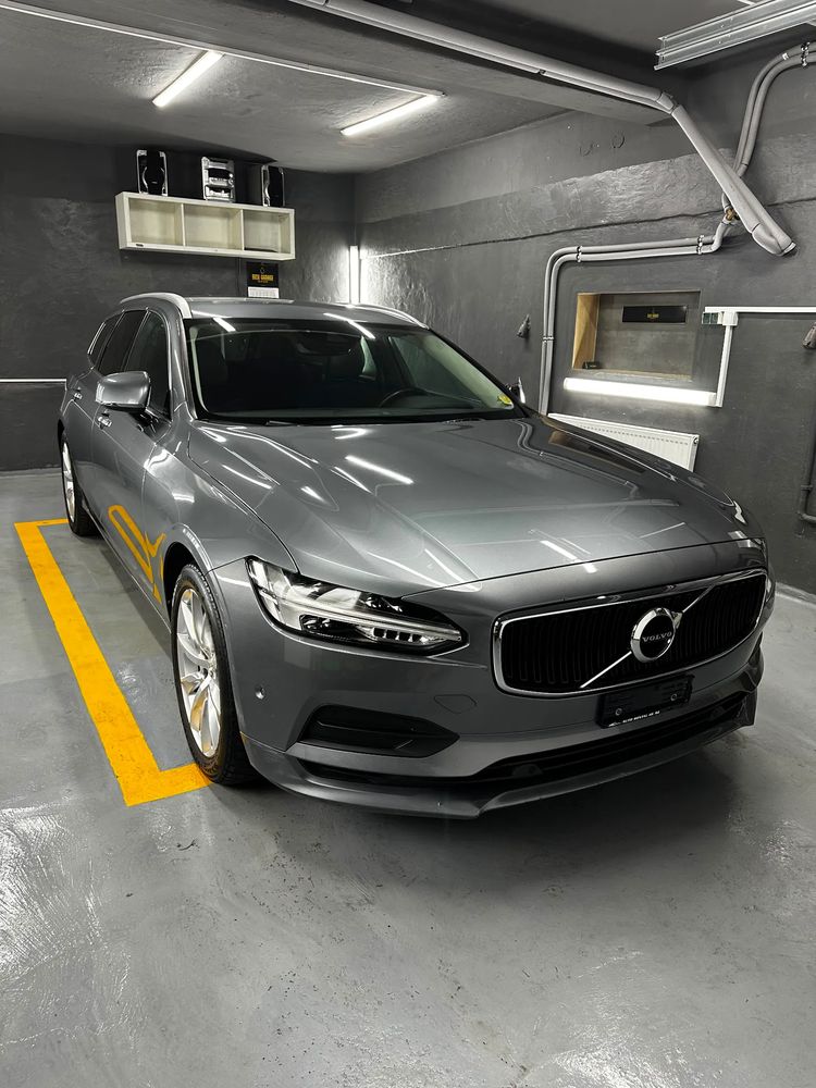 Volvo V90 D3 Geartronic Momentum 2017