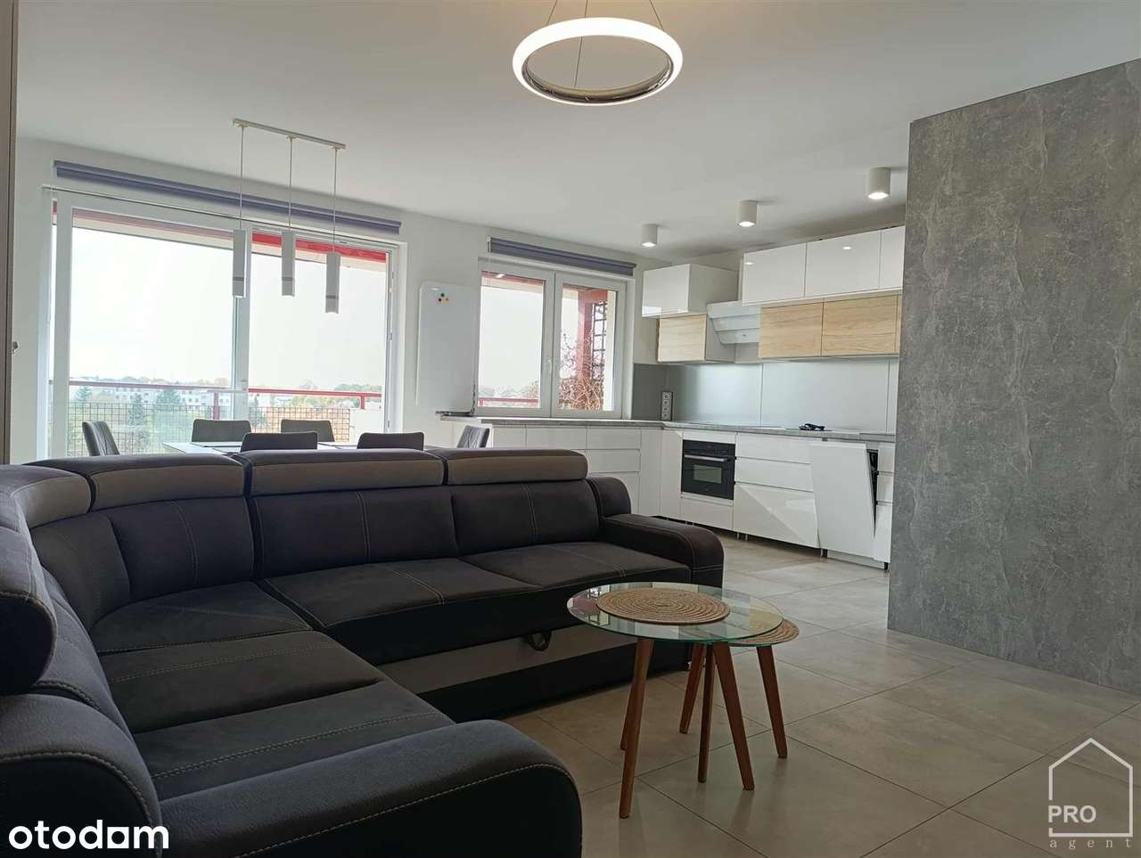 Dwupoziomowe mieszkanie w pobliżu radiostacji-2