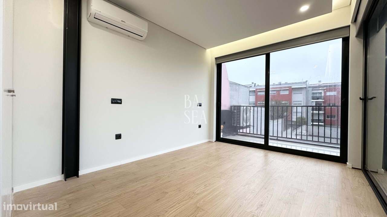 Apartamento T3 Novo com Garagem no Centro Histórico  em Braga (São Vic-12