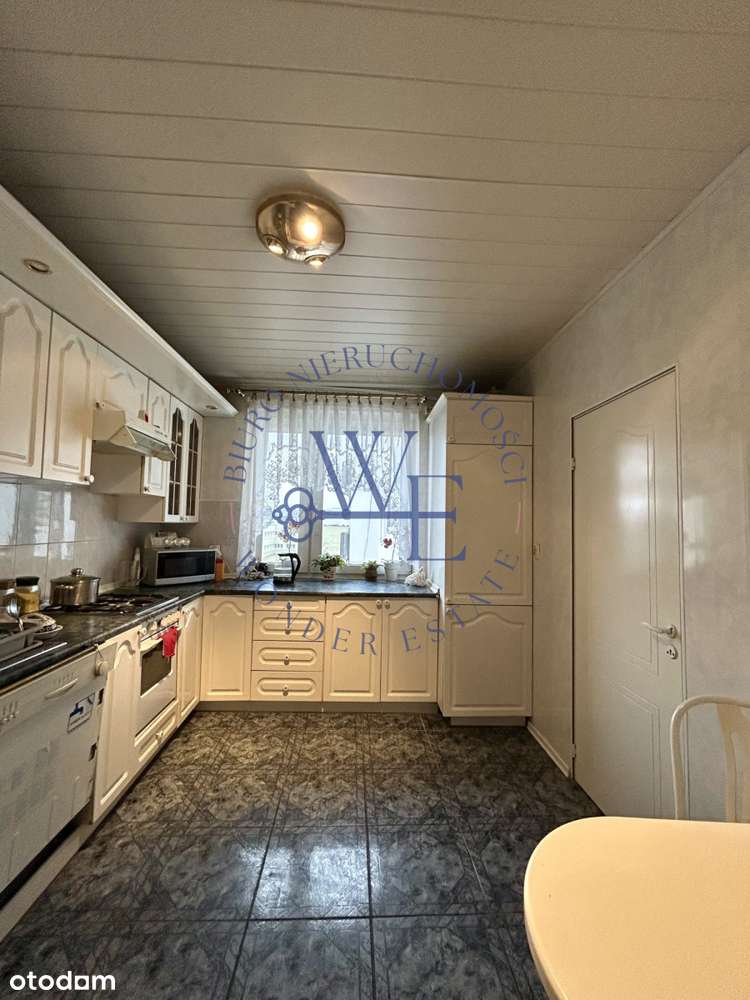 Przestronne, rozkładowe mieszkanie trzypokojowe-7