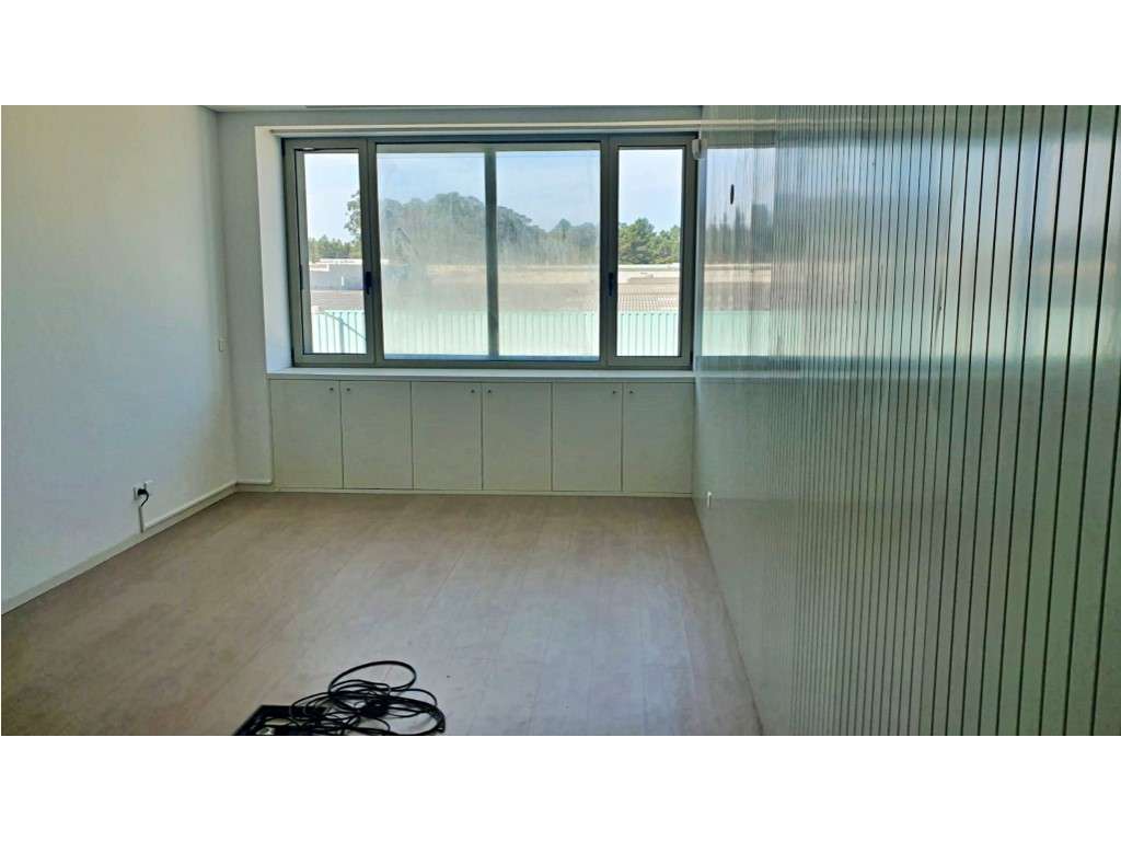 Escritórios na Zona Industrial da Maia - Grande imagem: 4/6