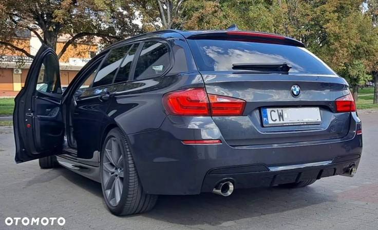 BMW Seria 5 525d - 2