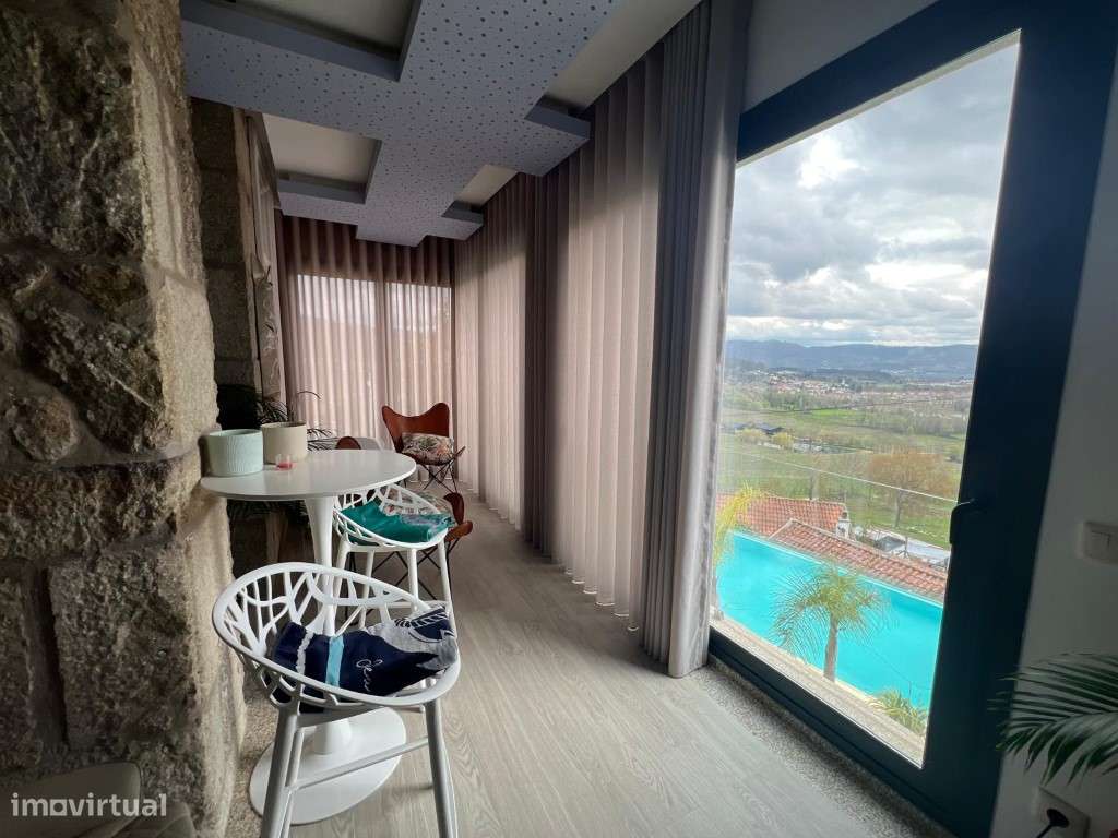 Moradia T5 com piscina em Braga-7