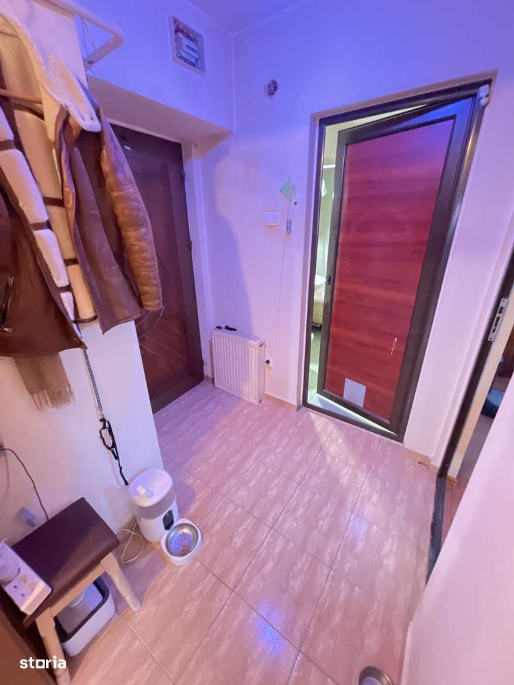 2 camere zona Tătărași lângă școală nr .4 Ionel Teodoreanu-14