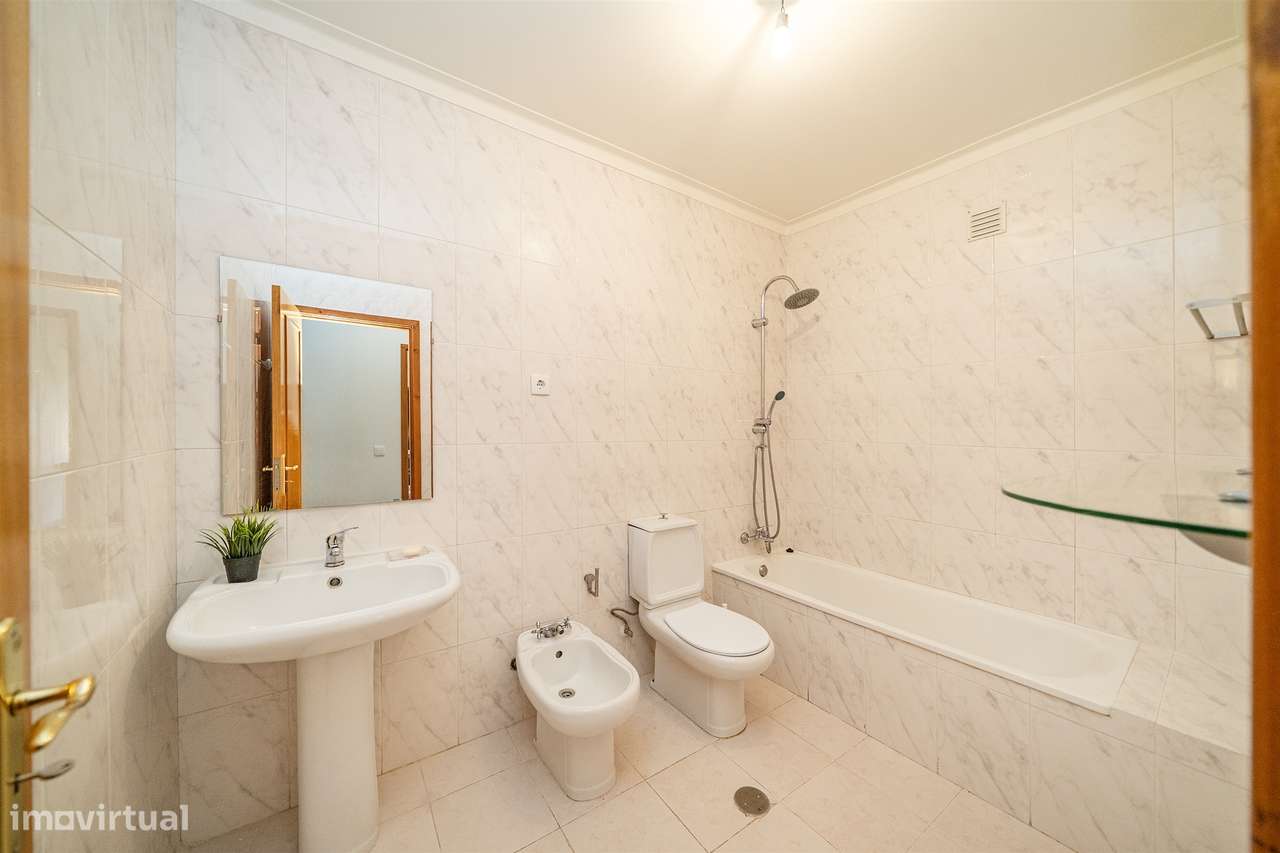 Apartamento T2 Venda em Braga (São José de São Lázaro e São João do So-32