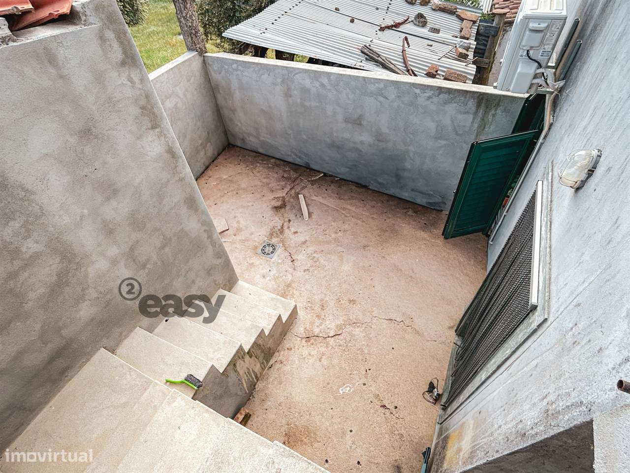 ÉVORA - Moradia T4 com Garagem Box e Logradouro em São Bartolomeu do O-20