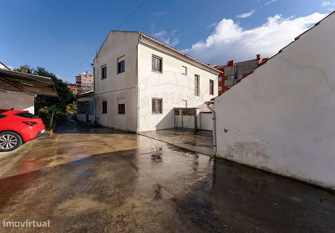 Moradia T8 para venda-1