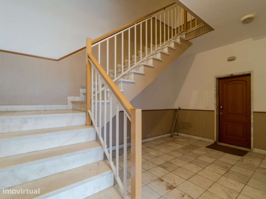 Apartamento T1 com Parqueamento e Arrecadação - Brandoa (Encosta do...-16