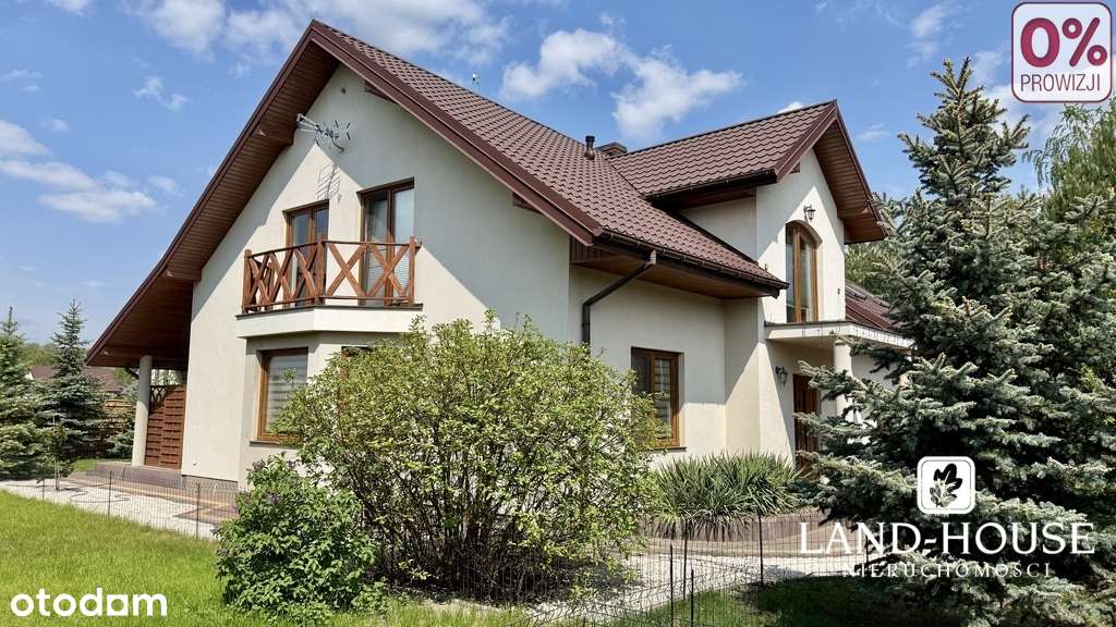 NOWOCZESNY DOM RODZINNY NA SKRAJU LASU