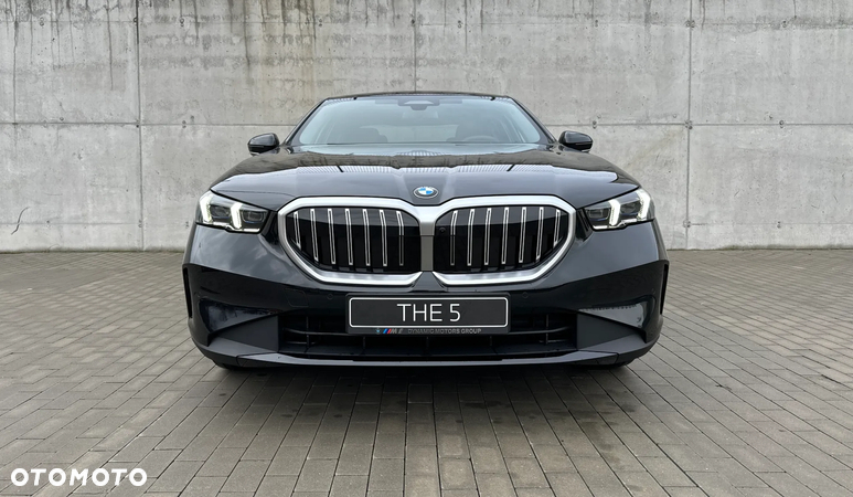 BMW Seria 5 520d xDrive mHEV - 2