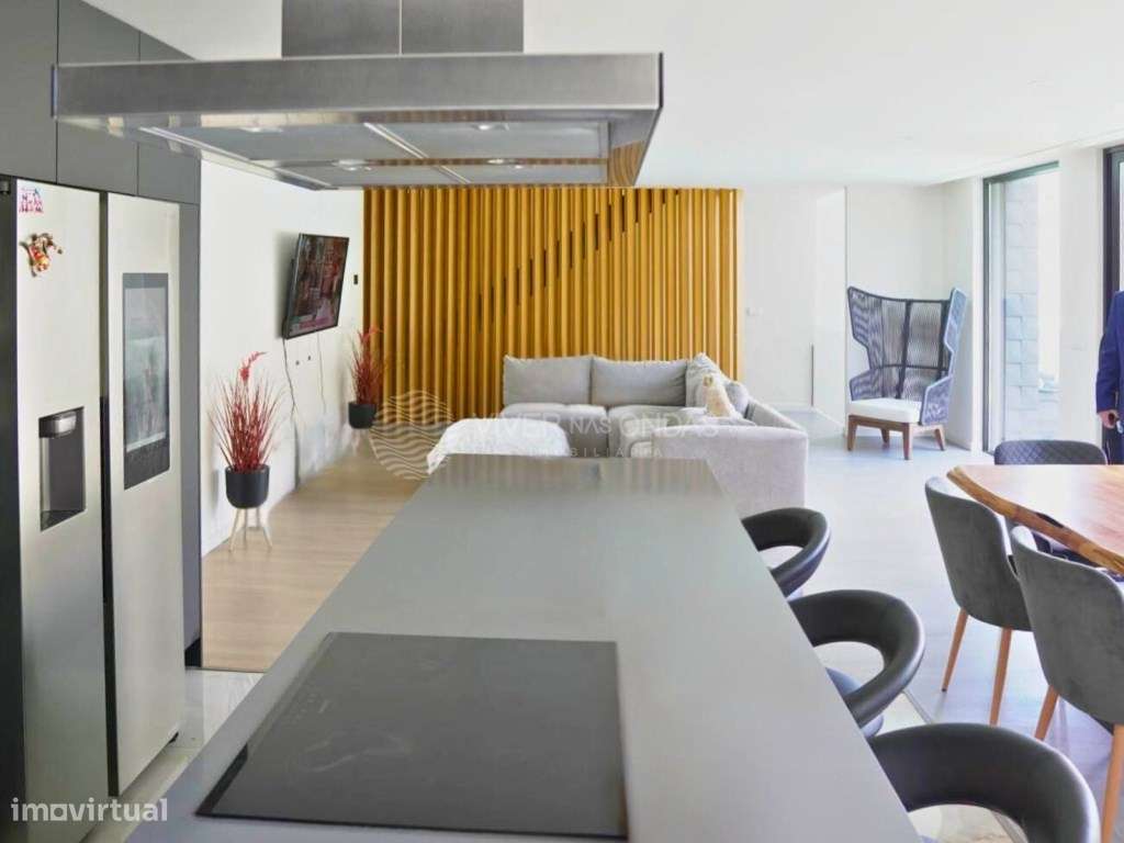 Viva com Estilo e Privacidade Moradia T4+1 Isolada com Piscina Aque... - Grande imagem: 5/31