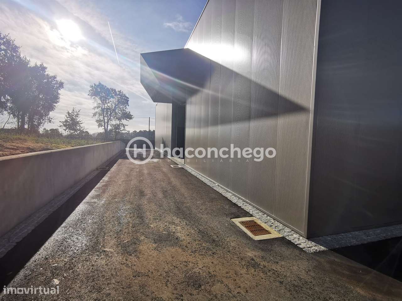 Pavilhão industrial com 483 m2 em Lijó, Barcelos-3