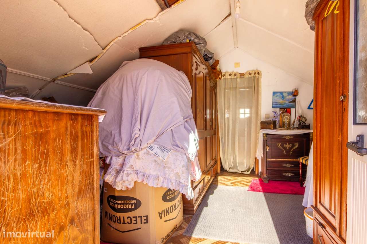 Moradia T2+1 isolada na Quinta do Conde-27