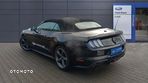 Ford Mustang 5.0 V8 GT - 2