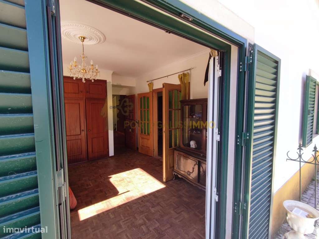 Vende-se: Elegante moradia térrea com anexo e piscina aquecida - Cu...-29