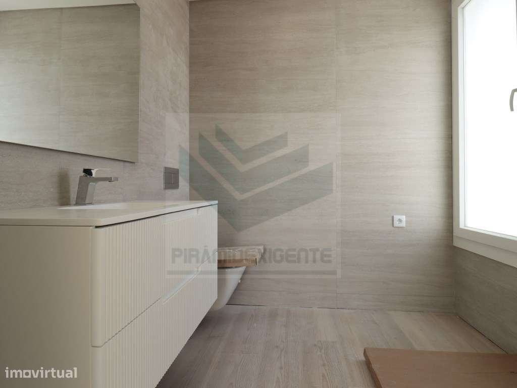 Moradia Isolada NOVA! Piscina Lavandaria Boas Áreas, Azeitão-23