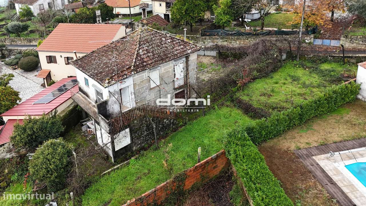Moradia V2 em Pedra com Terreno – Santa Cruz da Trapa, São Pedro do Su - Grande imagem: 5/23
