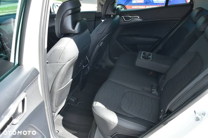 Kia Sportage 1,6 T-GDI 110 2WD Eco-Dynamics + (48V M-H) DCT Vision - 17