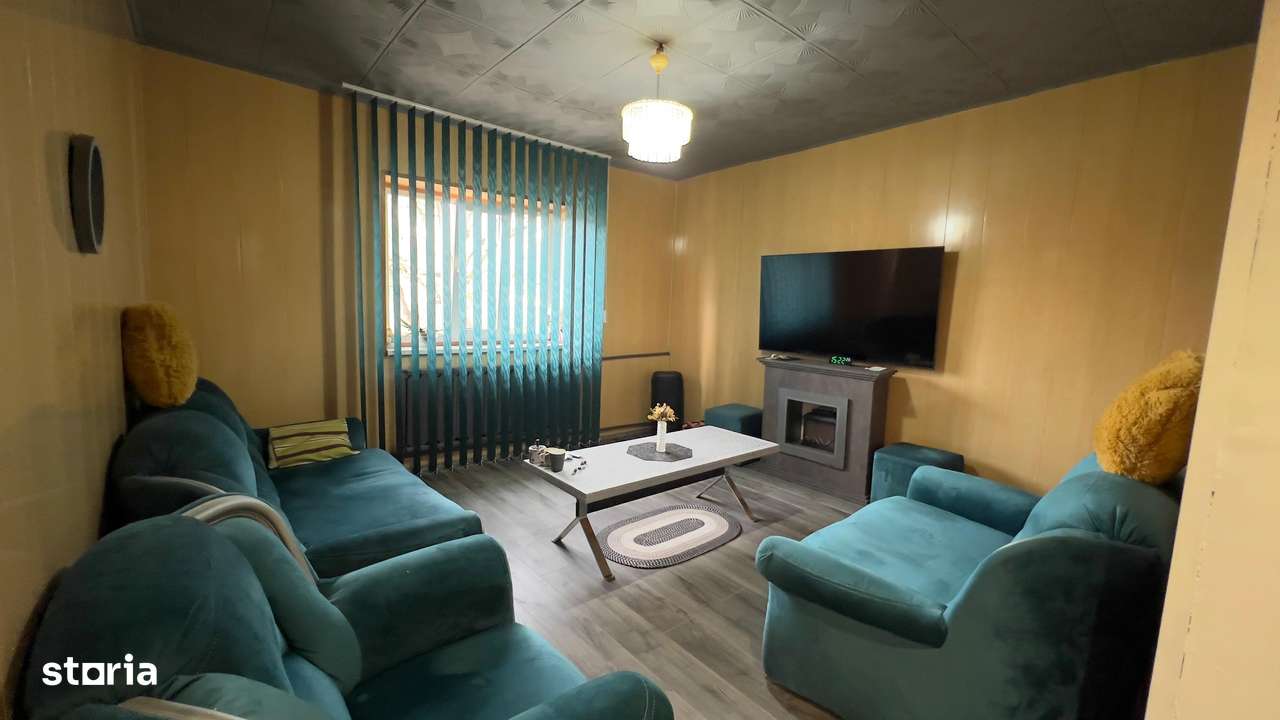 Casa zona centrala Petrosani-7