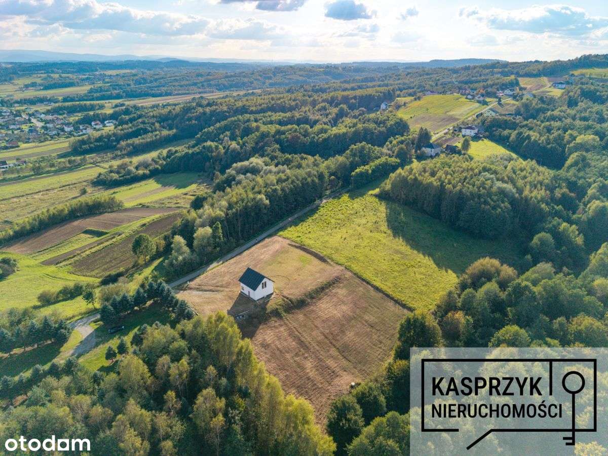 Duża działka z domem niskoenergetycznym.-14