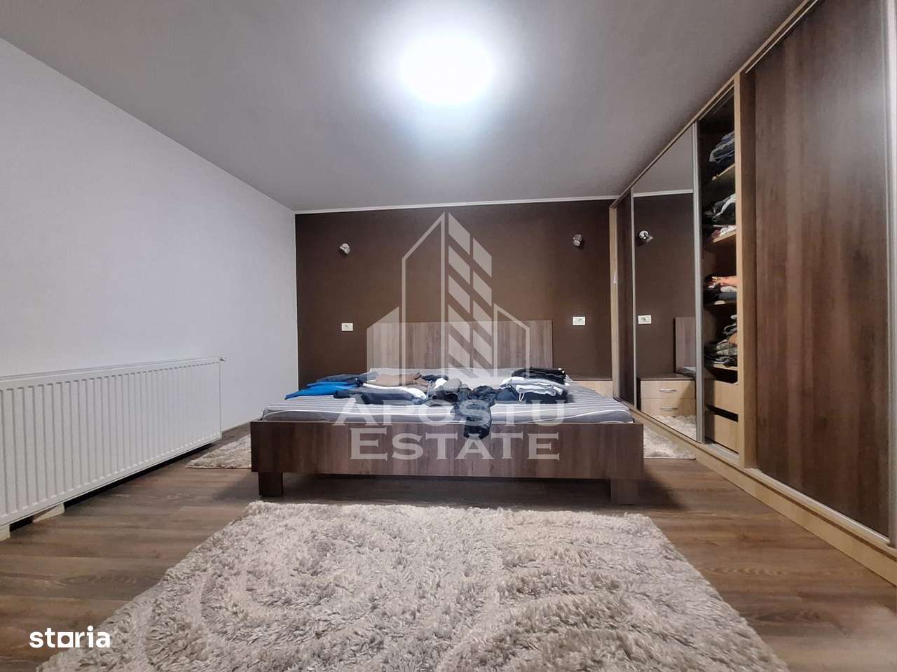 Casa individuala cu 5 camere si terasa, zona linistita Sanicolaul Mic - Imagine principală: 2/14