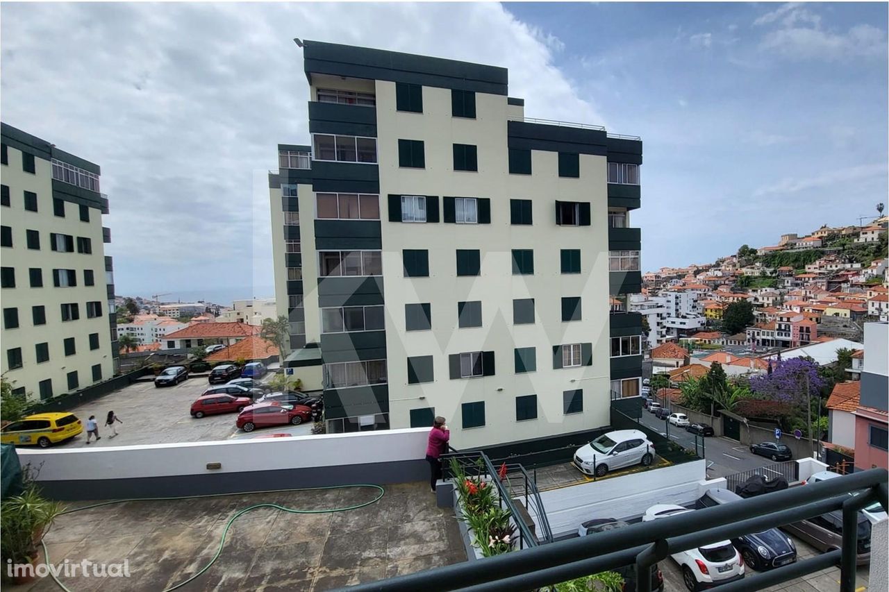 Apartamento T3 no Funchal