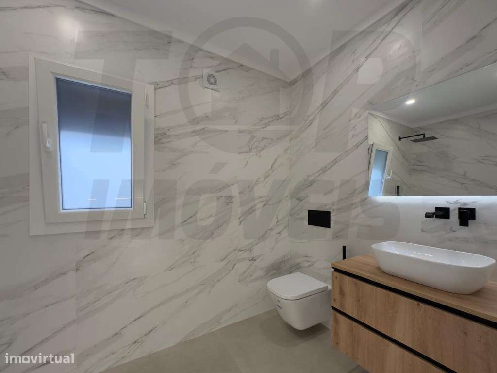 Moradia Nova Contemporânea V4 - Foros De Salvaterra - 435.000€-16