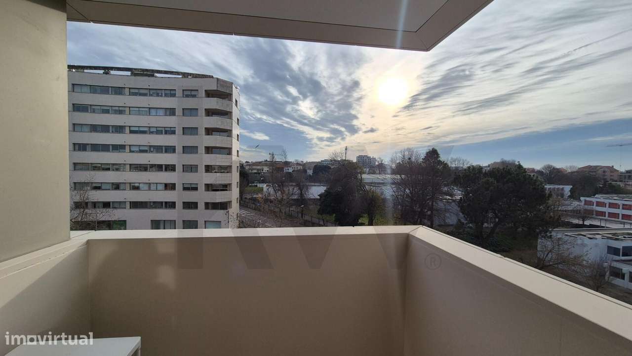 Arrendamento T2 Exclusivo em Edifício de Referência no Aviz - Grande imagem: 4/15