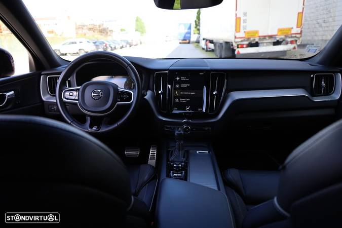 Volvo XC 60 2.0 D4 R-Design Geartronic - 12