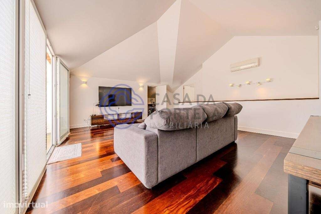 Apartamento Duplex T5 de Luxo com Terraço, Piscina e Garagem – Estoril-53