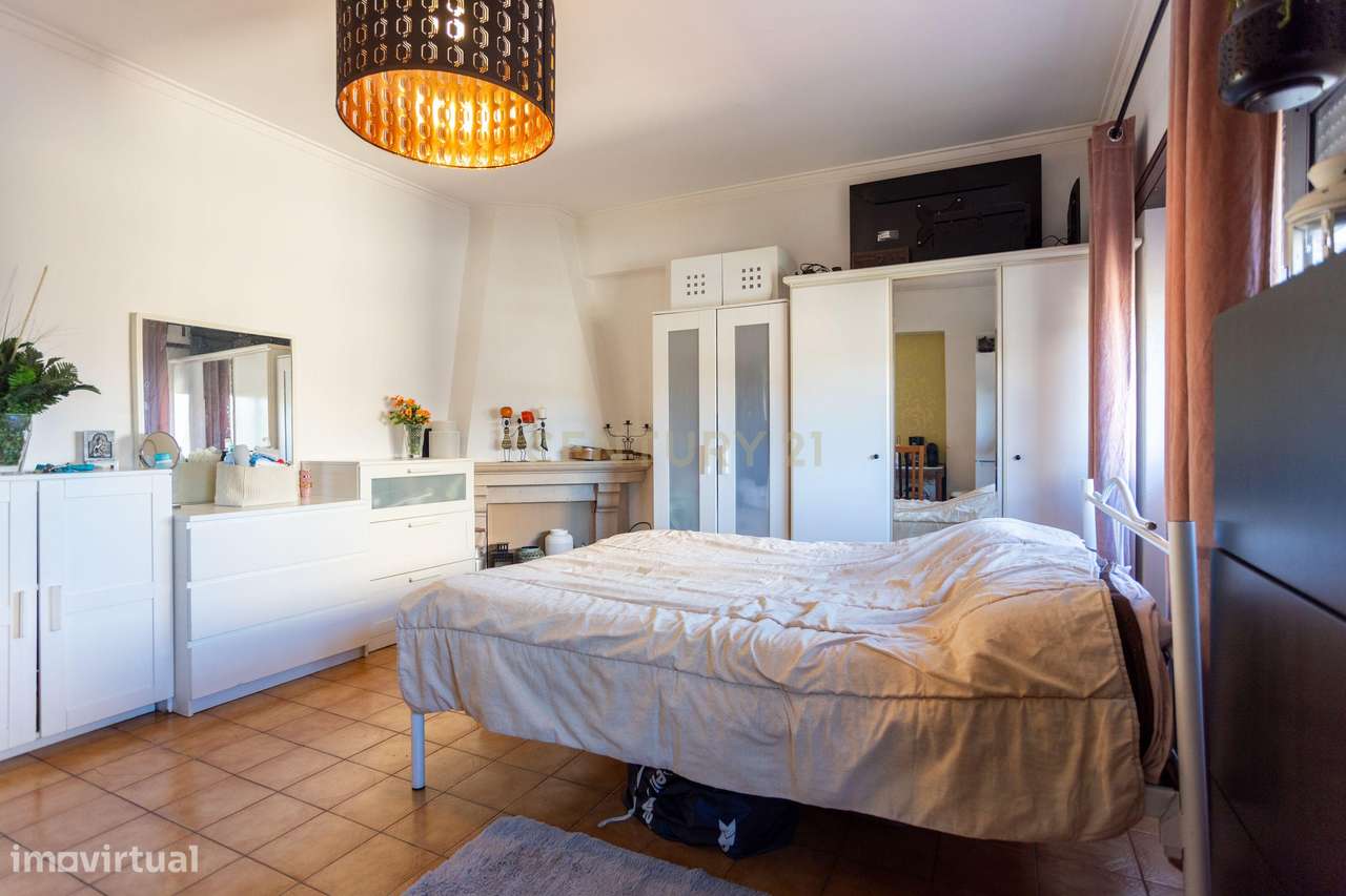 Apart. T2 com 96 m2 na Póvoa de Santo Adrião – Alameda Fernando Namora-8